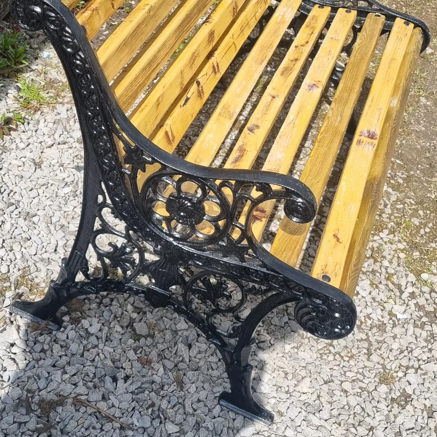 Black cast iron bench close-up — hand finished restoration